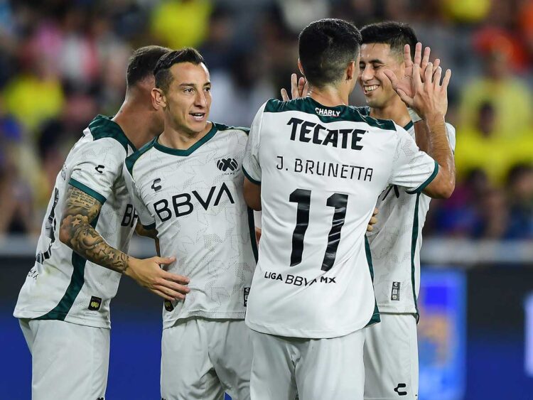 ¡Liga MX supera con goleada a la MLS en el partido del All-Star!