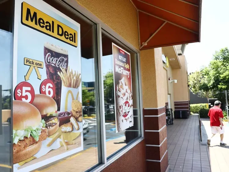 Caen Ventas de McDonald’s por Crisis Económica
