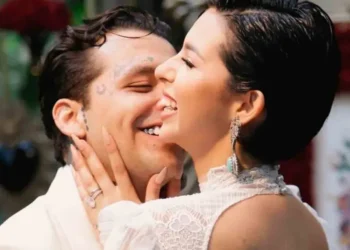 Ángela Aguilar llevaría dos meses embarazada; vende exclusiva a Univisión