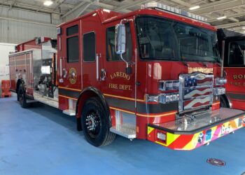 DEPARTAMENTO DE BOMBEROS Les dotan de nuevo y moderno equipo