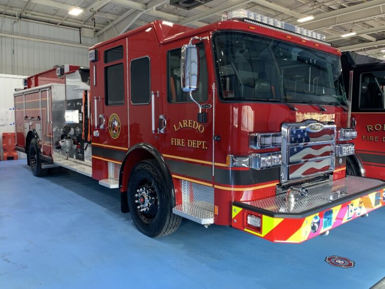 DEPARTAMENTO DE BOMBEROS Les dotan de nuevo y moderno equipo