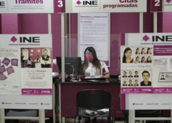 Amplía INE horario de atención para trámites