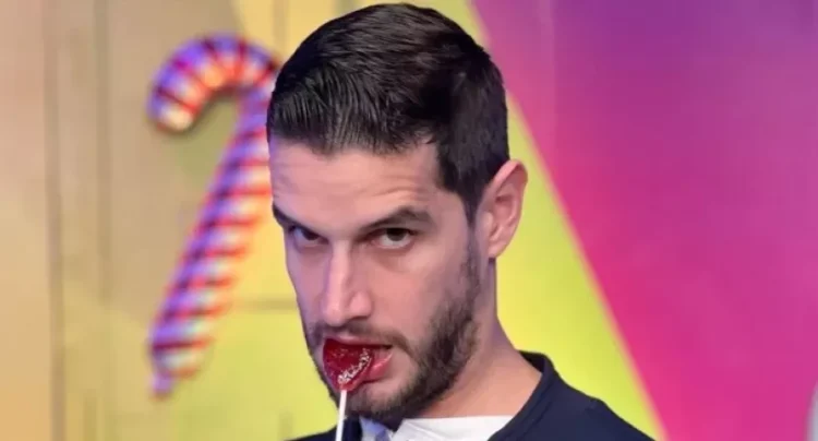 Adrián Marcelo pone de cabeza ‘LCDLFM 2’