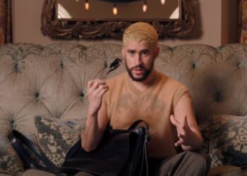 Bad Bunny revela que guarda en su bolso un «néctar del amor» ¿qué es?