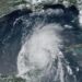 La costa de Texas se prepara para impacto de Beryl