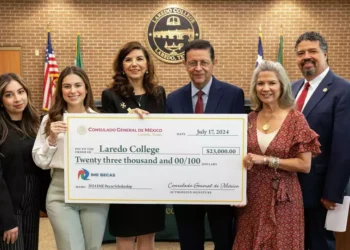 UNEN ESFUERZOS Aportan fondos bipartitas para becas a mexicanos