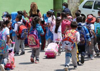 ¡ES OFICIAL, TERMINAN CLASES! Casi 80 mil alumnos salen de vacaciones
