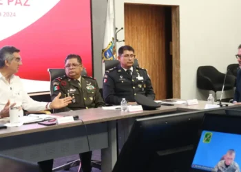 EJECUTIVOS DE FEMSA reconocen avances Participan en reunión de seguridad con AVA