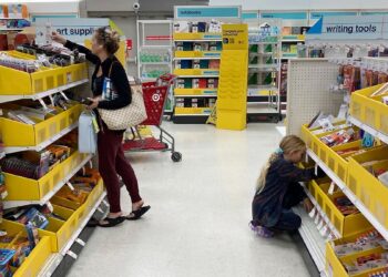 POR REGRESO A CLASES Venta libre de impuestos durante el fin de semana