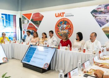 Anuncia rector nuevos proyectos para fortalecer crecimiento de la UAT