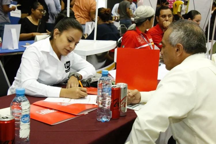 SECRETARÍA DEL TRABAJO Confirma es ilegal el ‘buro laboral’