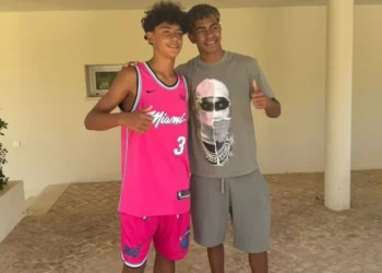 Lamine Yamal y Cristiano Jr protagonizan foto viral