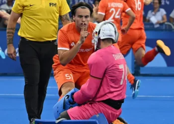 Gesto Antideportivo en los Juegos: lo manda a callar y casi le da un zape