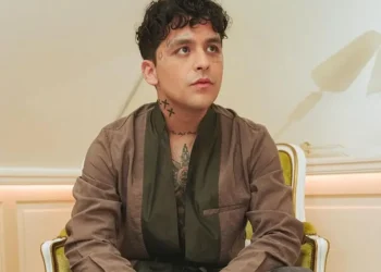 Christian Nodal se habría reunido con su hija Inti durante un viaje a Argentina