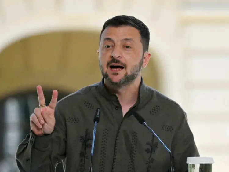 Zelenski amenaza a Rusia en el Día de la Independencia de Ucrania