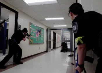 POLICÍA DE LAREDO Se entrenan sobre las amenazas en escuelas