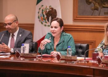 ANUNCIA ALCALDESA CARMEN LILIA CANTUROSAS Convocatoria a Beca UNE para el desarrollo artístico y cultural 2024