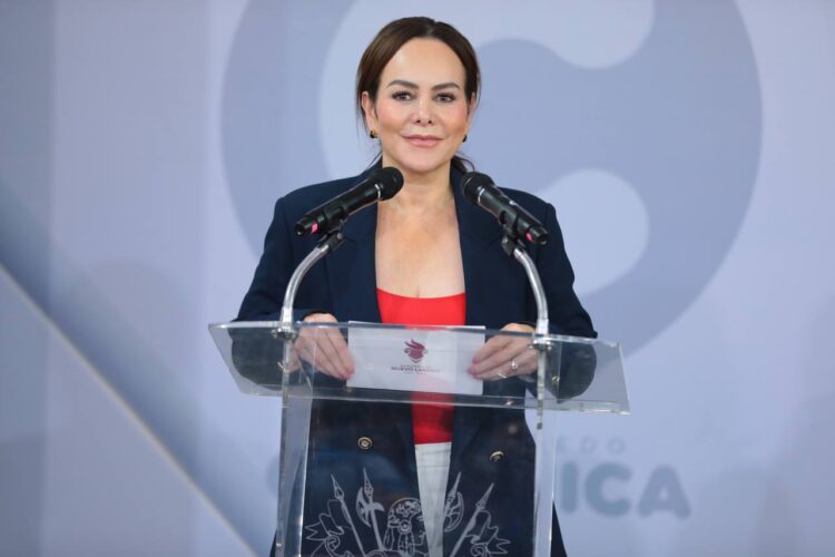 GOBIERNO MUNICIPAL Apoya con pago de título profesional