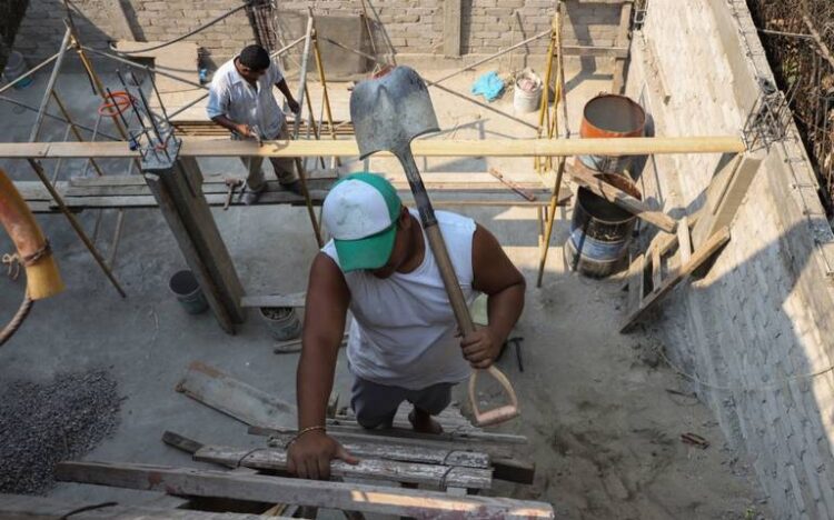 A NIVEL LOCAL Aseguran constructores que hay faltante de 30% de trabajadores