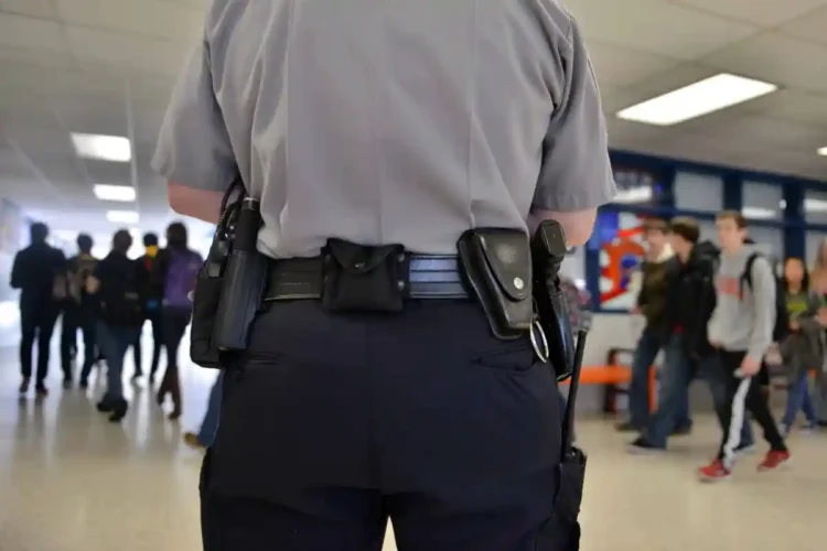 Super vigilancia en calles por el regreso a clases