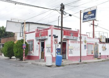 CON CIERRE DE OXXOS Resurge economía de las tienditas de barrio
