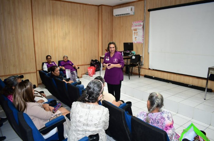 A MUJERES CON DIAGNÓSTICO DE CÁNCER Invita Lazo Rosa a taller mensual