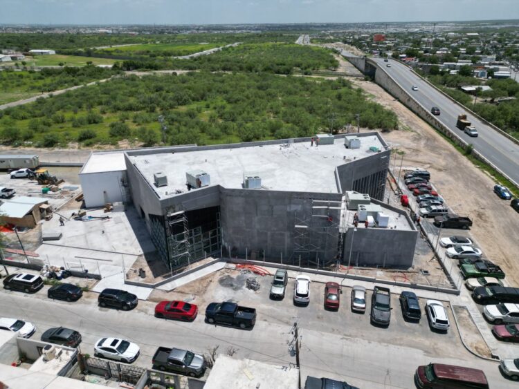 PRESIDENTE DE CMIC TAMAULIPAS Reconoce inversión en obra pública de Nuevo Laredo