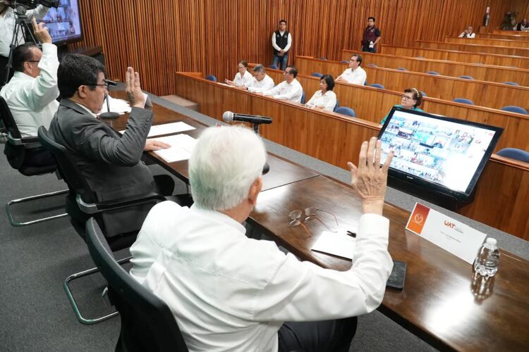 Con honestidad y transparencia, UAT fortalece su crecimiento: rector