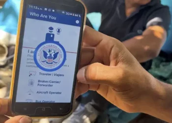 Migrantes podrán solicitar el ingreso a EU en línea desde Chiapas y Tabasco