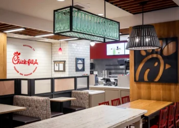 Hamburguesas gratis a estudiantes de Laredo