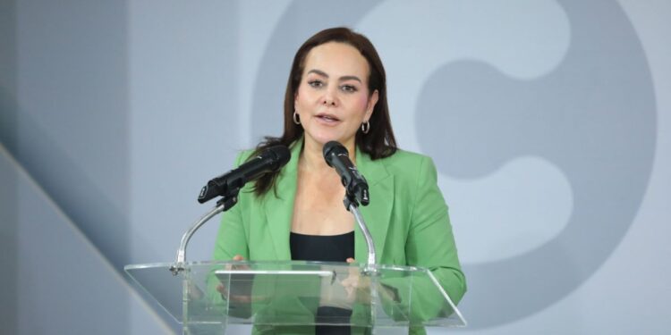 ALCALDESA CARMEN LILIA CANTUROSAS Invita a inscribirse en talleres de oficio UNE