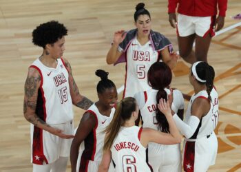 Estados Unidos Avanza con Fuerza Hacia el Oro en Basquetbol Femenil