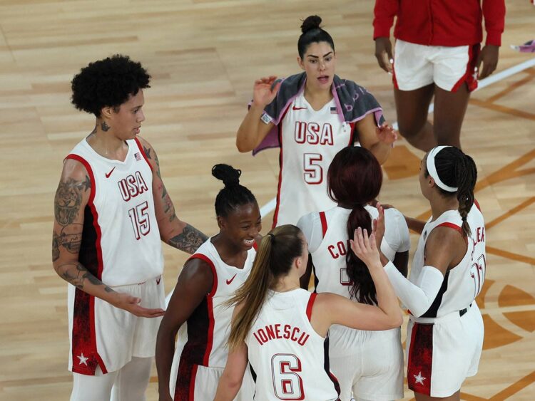 Estados Unidos Avanza con Fuerza Hacia el Oro en Basquetbol Femenil