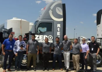 EN LAREDO, TEXAS Darán marcha a primer tractocamión eléctrico