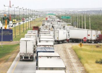 RIESGO PARA OPERADORES Por falta de choferes y dobleteo de viajes