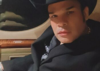 Vocalista de Banda Jerez «Golpea» a Sus Músicos y Se Emborracha en Pleno Concierto