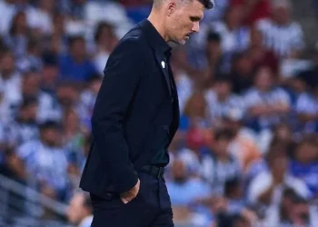 ¡Oficial! Tano Ortíz deja de ser entrenador de Monterrey