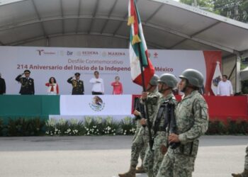 PRESIDIÓ AMÉRICO DESFILE Por el 214 aniversario del inicio de la independencia