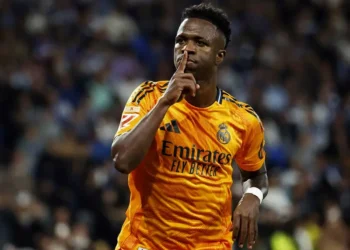 Ancelotti defiende a Vinícius Jr: «Yo tampoco aguantaría lo que le hacen»