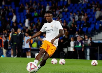 Sanción grave propuesta para aficionado que insultó a Vinícius Jr.