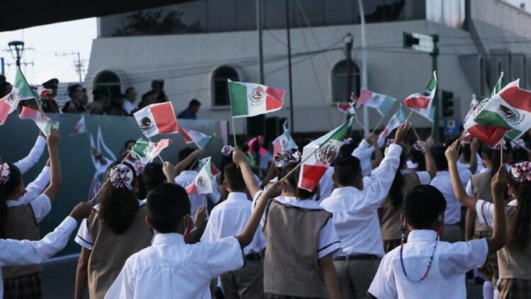 Invitan a desfile por el 214 Aniversario del inicio de Independencia de México