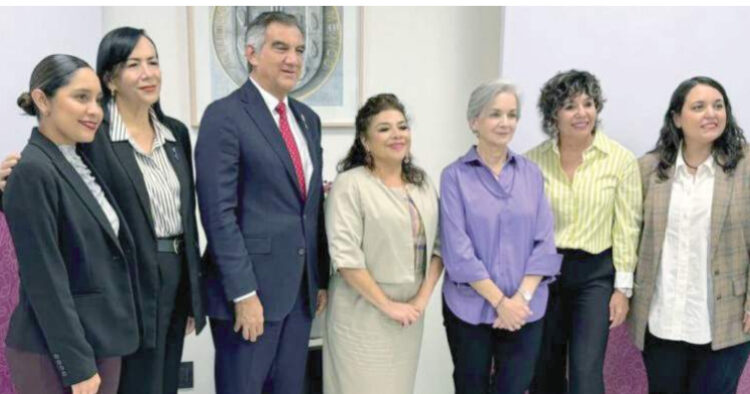 Gobernador y la presidenta del DIF: Se reúnen con Clara Brugada