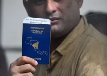 Nicaragua despoja de nacionalidad a 135 expresos políticos exiliados en Guatemala