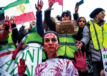 Irán Intensifica Represión Contra Mujeres Dos Años Después de Mahsa Amini