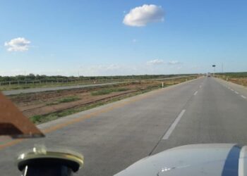 Carreteras de NLD requieren de ampliación para competir con NL