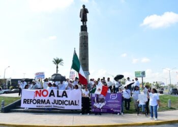EN NUEVO LAREDO Marchan trabajadores del PJF contra reforma