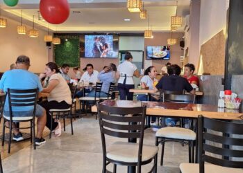 Esperan restaurantes recuperación luego de cuatro meses de crisis