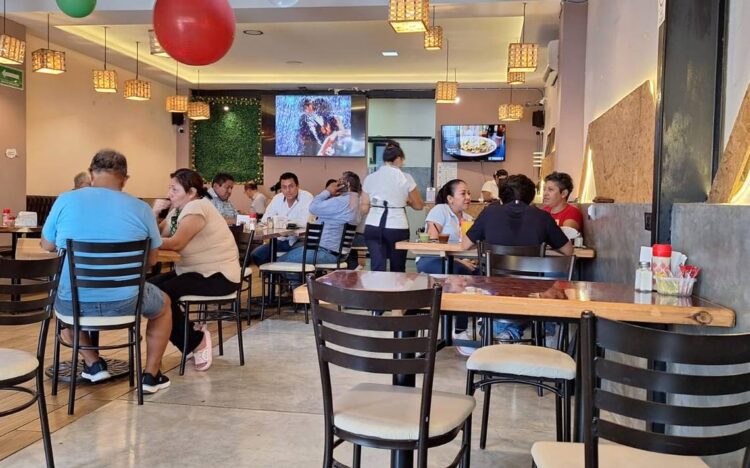 Esperan restaurantes recuperación luego de cuatro meses de crisis