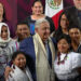 López Obrador Renuncia a Morena tras 10 Años de Militancia
