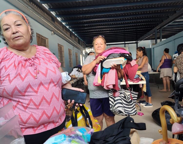 Apoya CERAC con insumos para pacientes con discapacidad